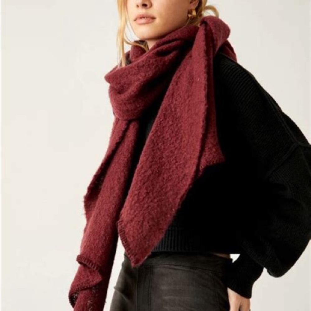 NWT Free People Rangeley Recycled Blend Scarf / Pinot Noir